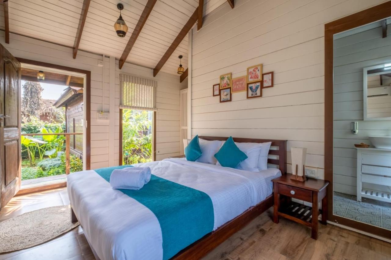 Waterscape Beach Resort Vagator Bagian luar foto