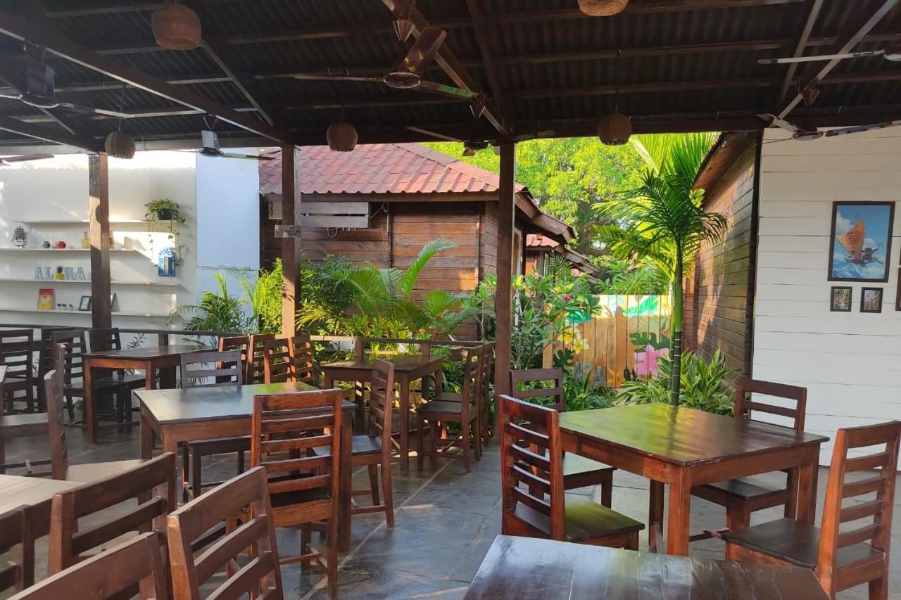 Waterscape Beach Resort Vagator Bagian luar foto